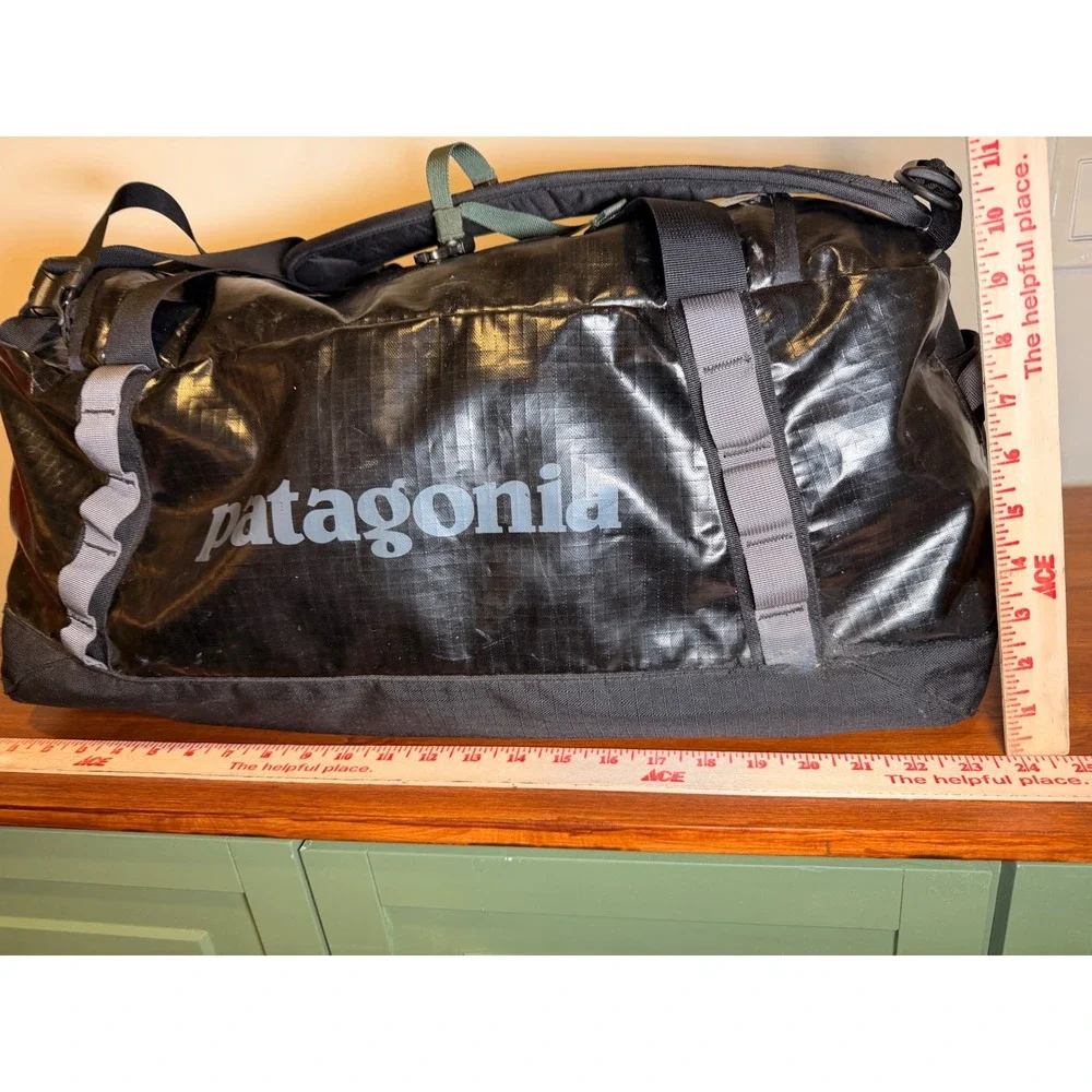Patagonia Black Hole Duffel 60L Black Backpack Strap 49341 Ripstop‎ Travel Gorp